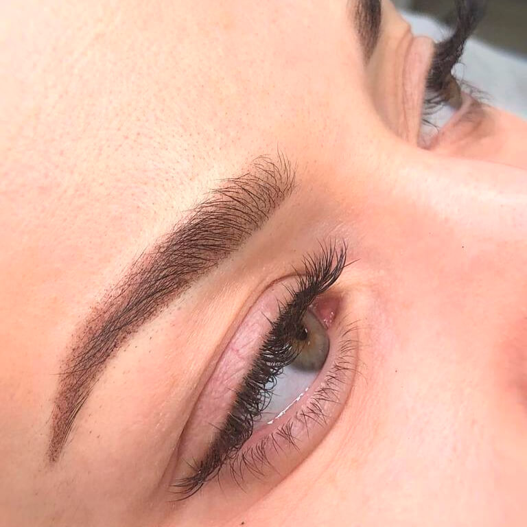 Permanentní make-up obočí